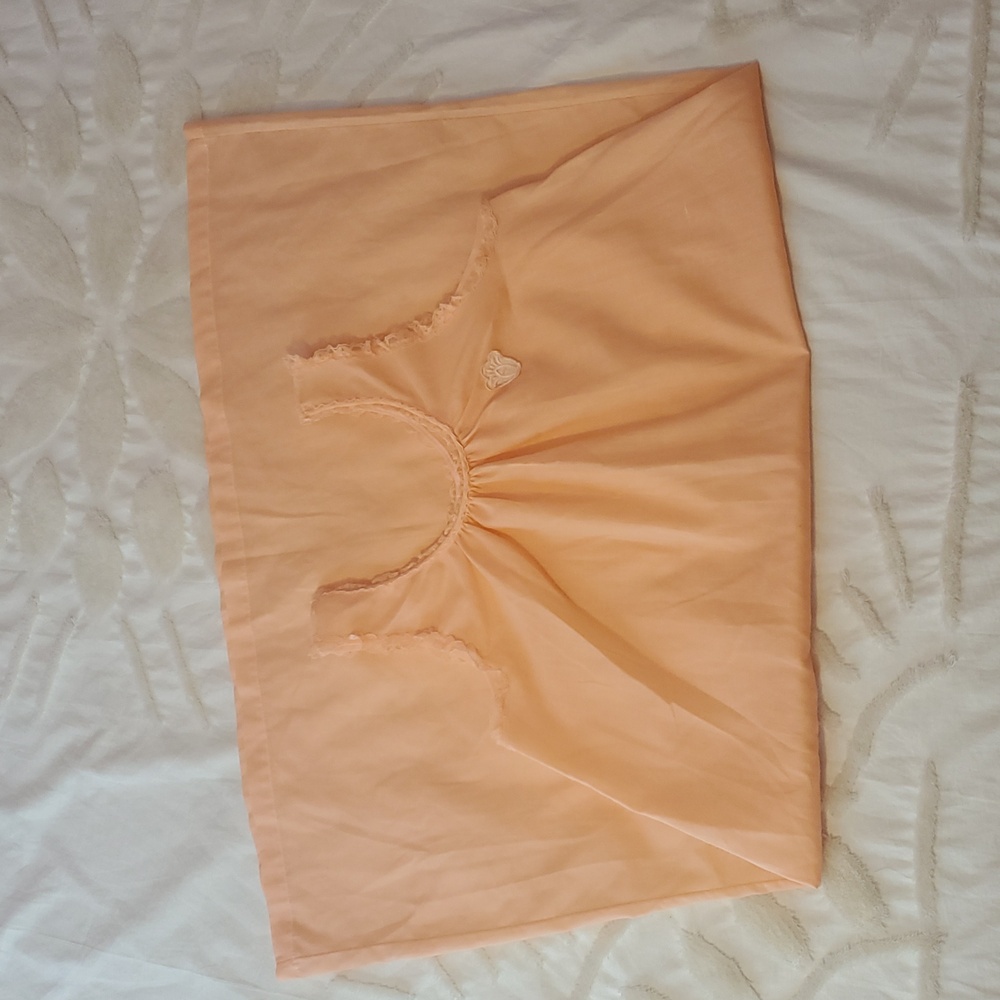 Vintage Peachy Pink Sleeveless Lightweight Shift Gown